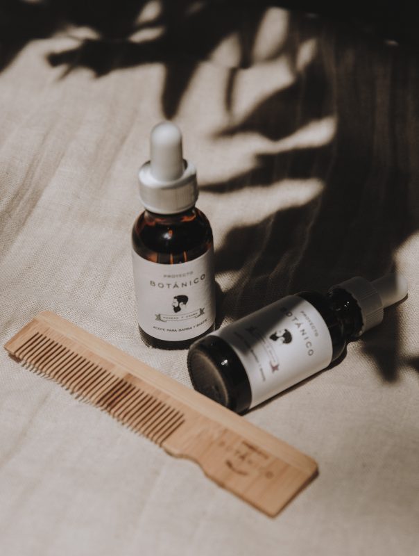 Aceite de barba y bigote