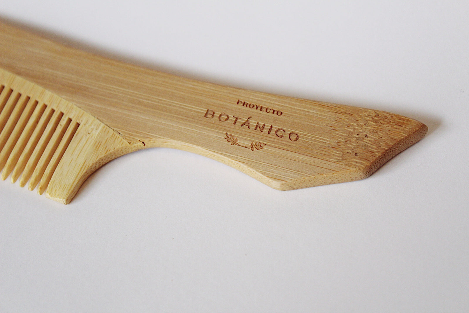 Peine para cabello de bambú