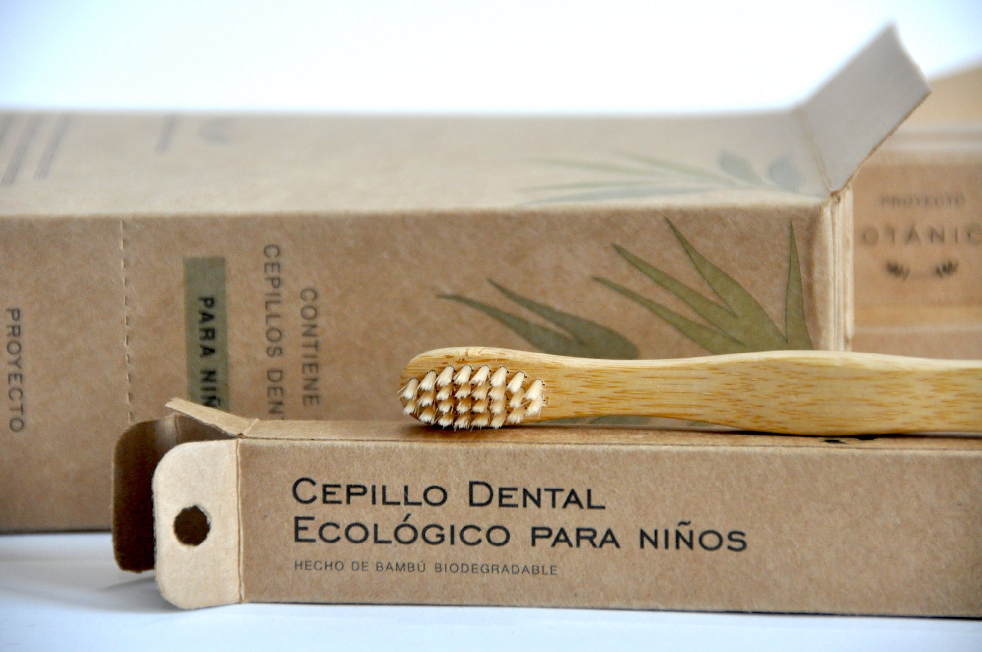 Cepillo dental de bambú NIÑOS (12 piezas)