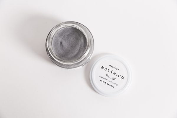 Pasta dental carbón activado 175 gr